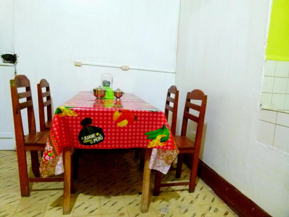 Bed and Breakfast A&T Amazon Backpacker'S Iquitos Esterno foto