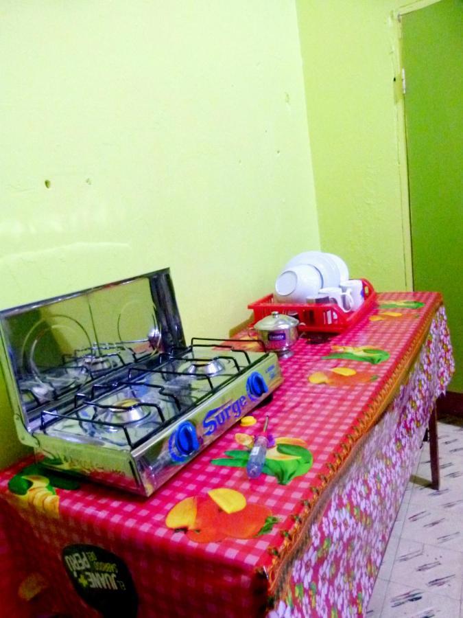 Bed and Breakfast A&T Amazon Backpacker'S Iquitos Esterno foto