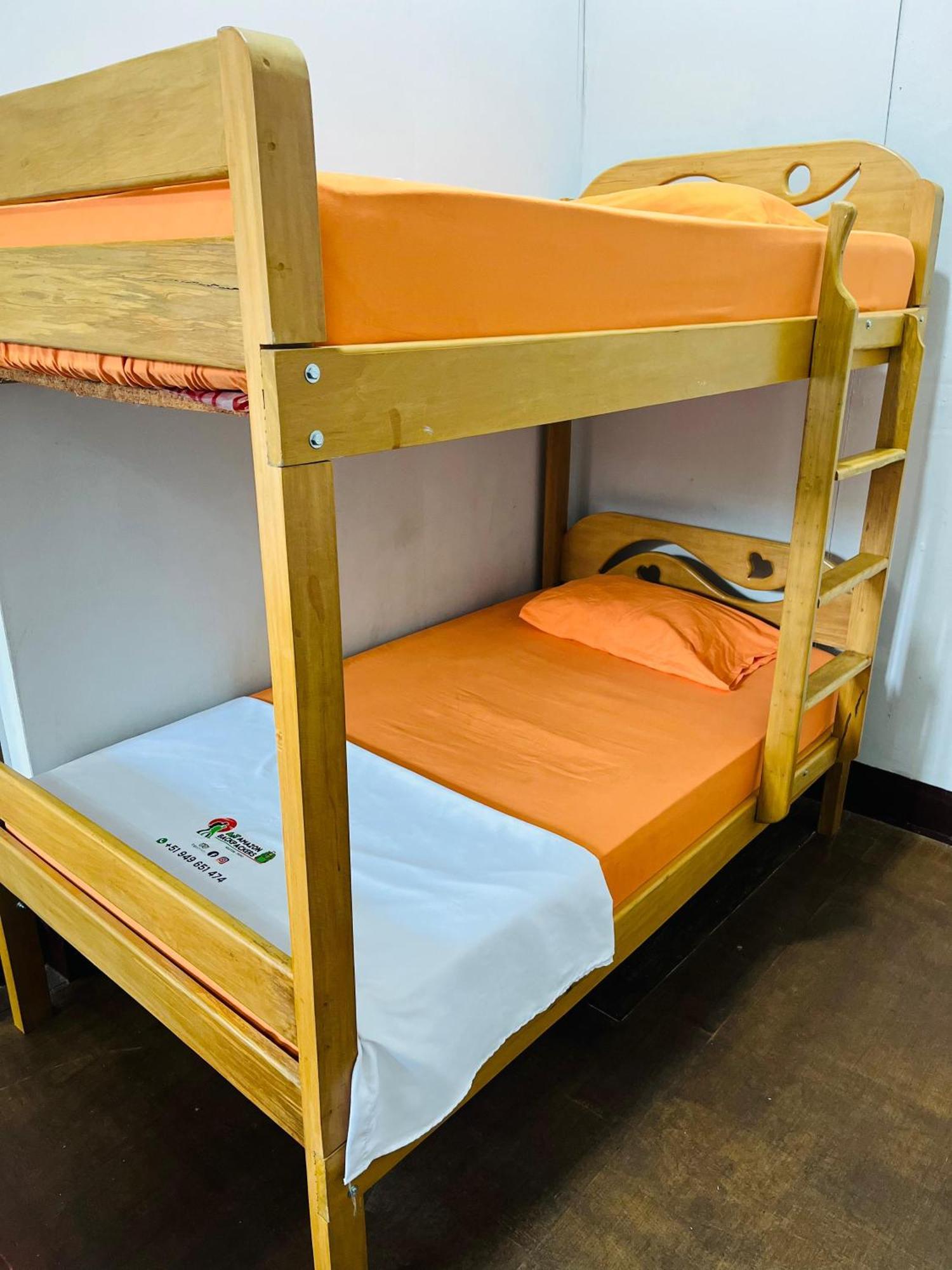 Bed and Breakfast A&T Amazon Backpacker'S Iquitos Esterno foto