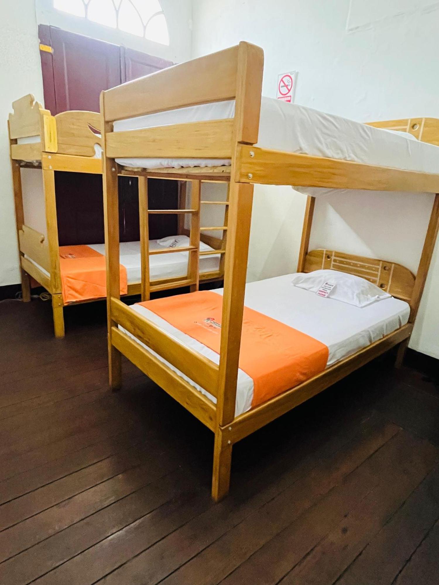 Bed and Breakfast A&T Amazon Backpacker'S Iquitos Esterno foto